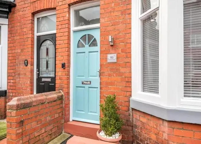 Seagull Escapes - Short Walk To The