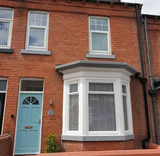 Seagull Escapes - Short Walk To The *