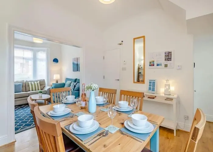 Ferienhaus Seagull Escapes - Short Walk To The